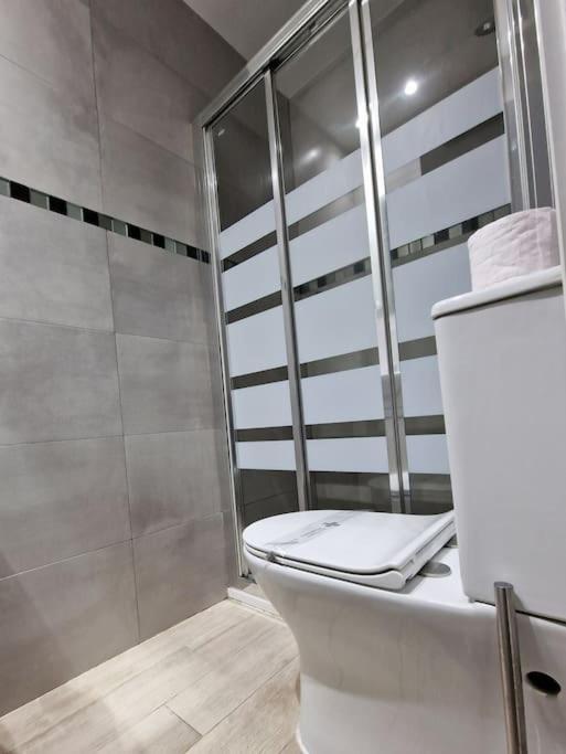 마드리드 Mediodia Chica Apartamento Tipo Loft En La Latina 아파트 외부 사진