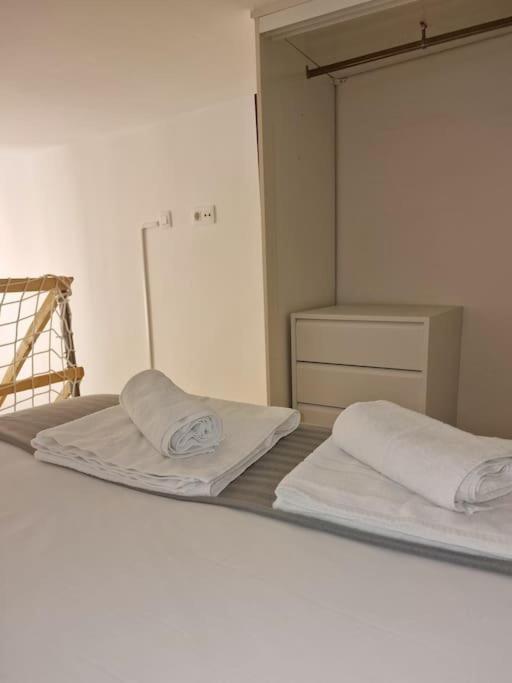 마드리드 Mediodia Chica Apartamento Tipo Loft En La Latina 아파트 외부 사진