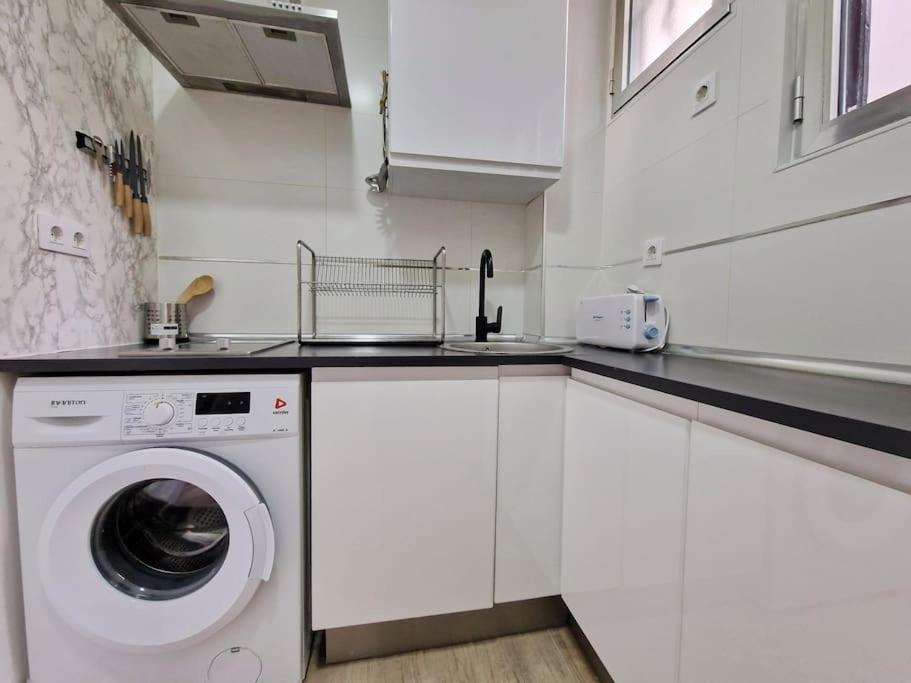 마드리드 Mediodia Chica Apartamento Tipo Loft En La Latina 아파트 외부 사진