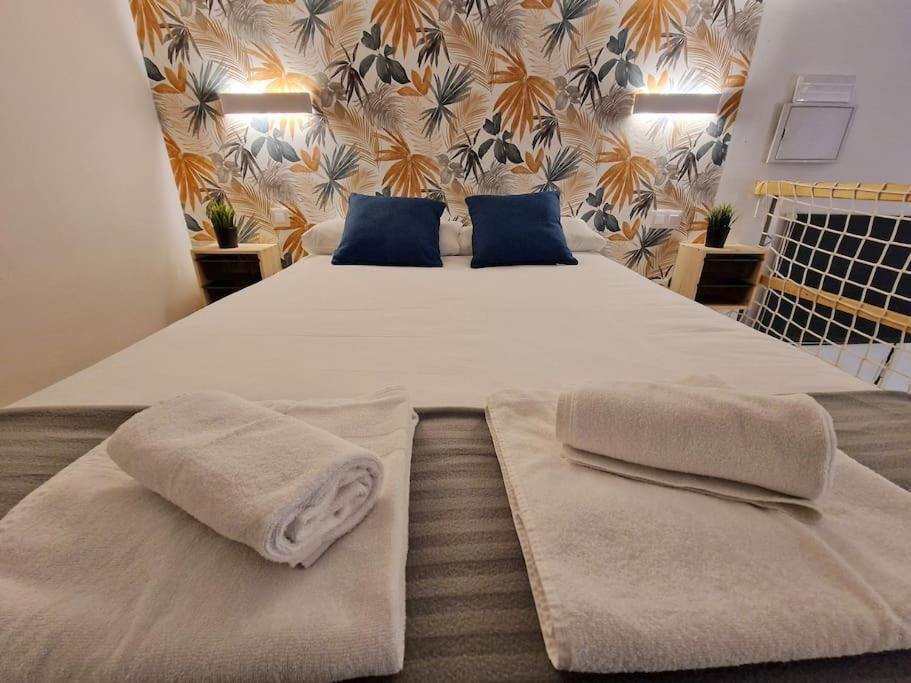 마드리드 Mediodia Chica Apartamento Tipo Loft En La Latina 아파트 외부 사진